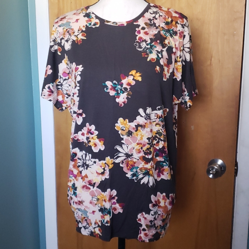 Floral top
